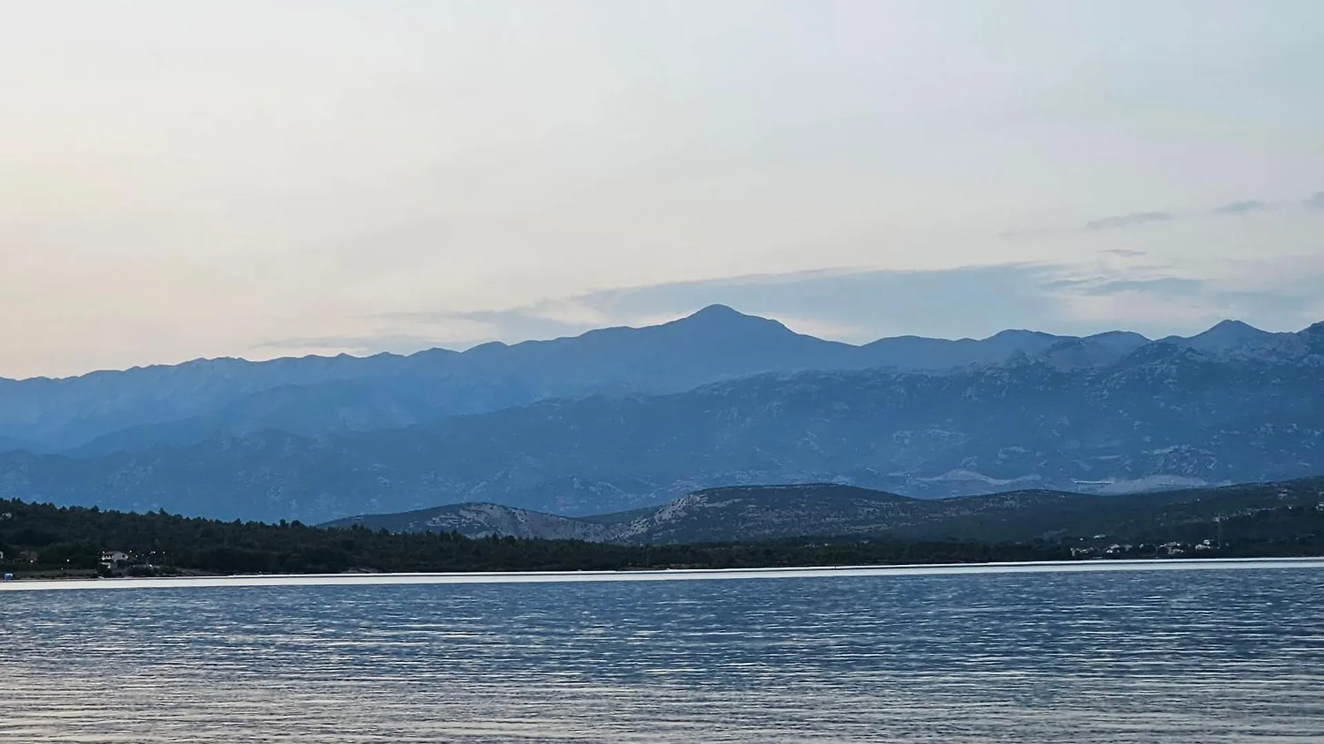 Holiday Home Lara Pridraga